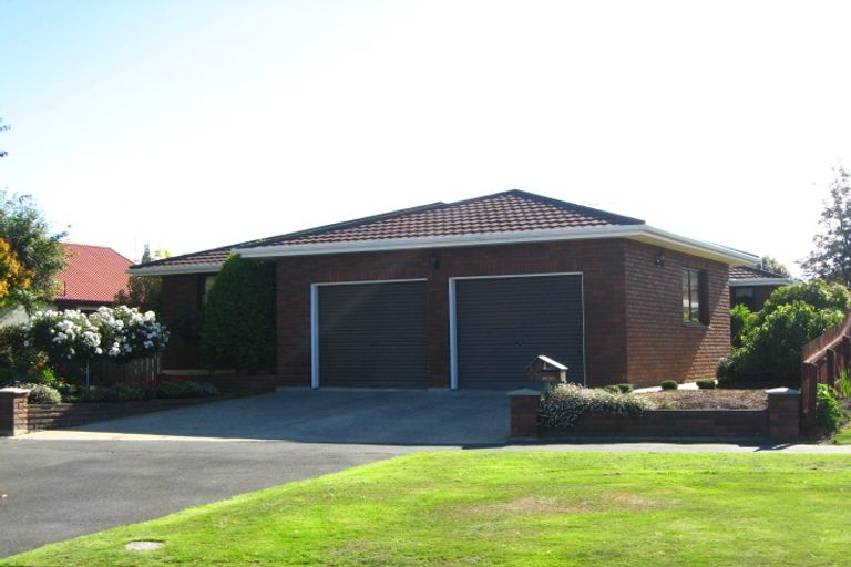 Photo of property in 145 Hagart-alexander Drive, Mosgiel, 9024