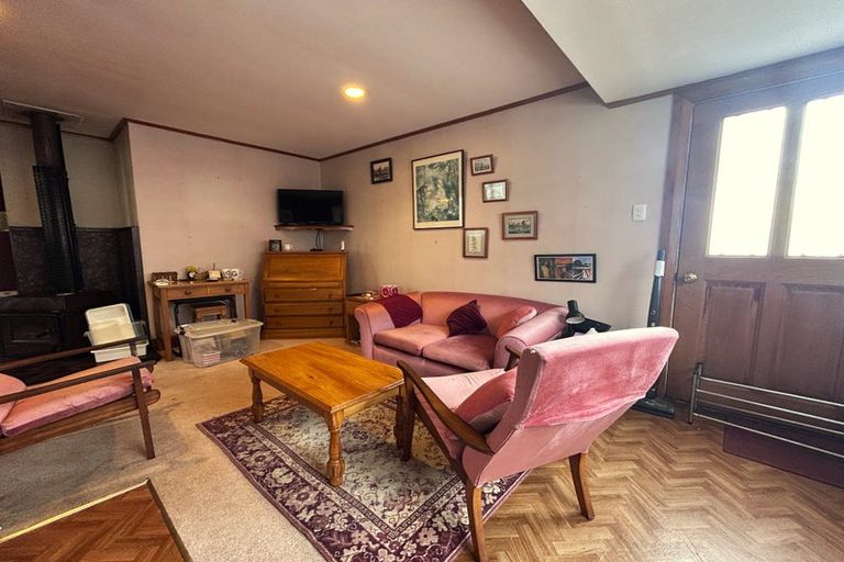 Photo of property in 50 Joyce Crescent, Greymouth, 7805