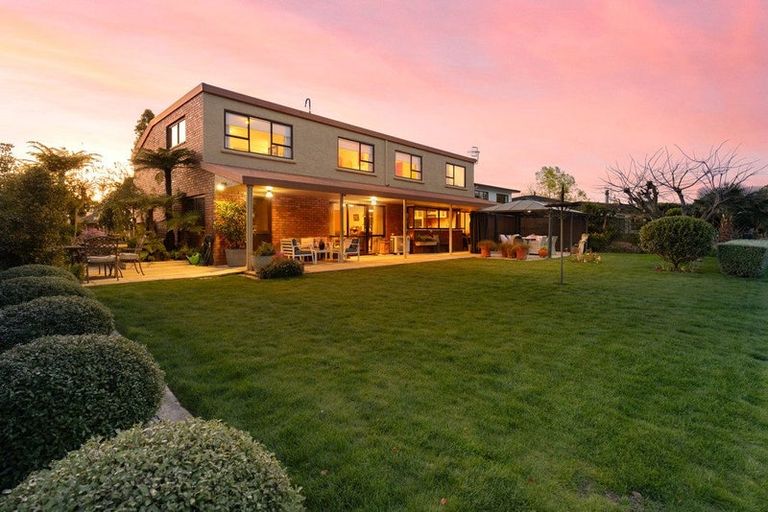 Photo of property in 10 Edwin Chambers Drive, Motueka, 7120