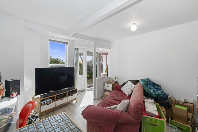 Photo of property in 3 Mcintyre Avenue, Mount Victoria, Wellington, 6011