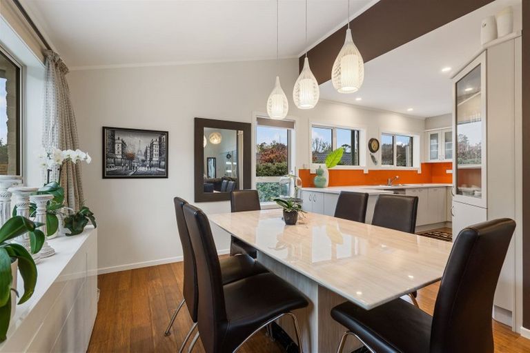 Photo of property in 2/1 Serrita Avenue, Sunnyhills, Auckland, 2010