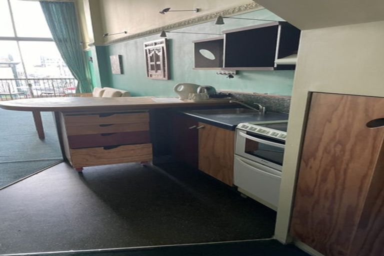 Photo of property in Qba Apartments, 1h/51 Webb Street, Mount Cook, Wellington, 6011