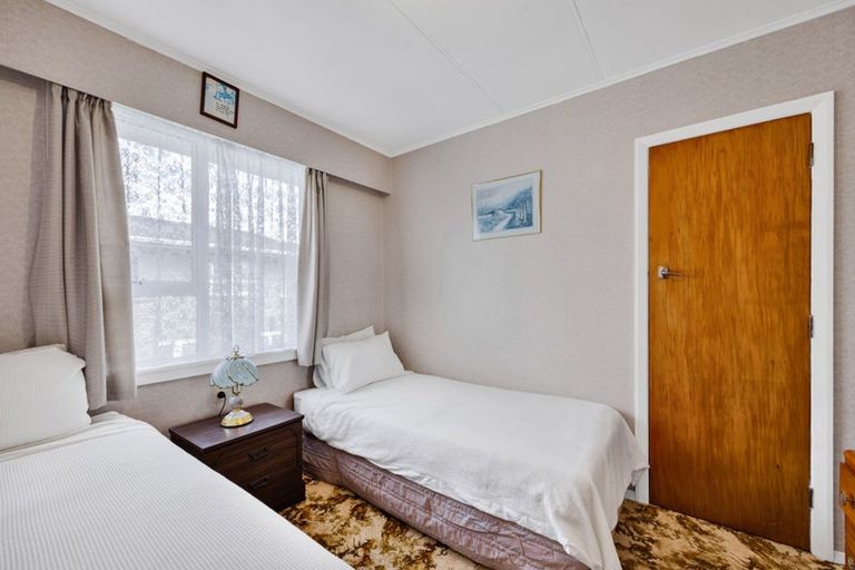 Photo of property in 63 Longfellow Road, Opunake, 4616