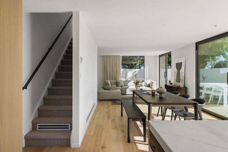 Photo of property in 109a Taylor Street, Cambridge, 3434