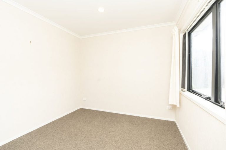Photo of property in 123u4 Holland Road, Fairfield, Hamilton, 3214