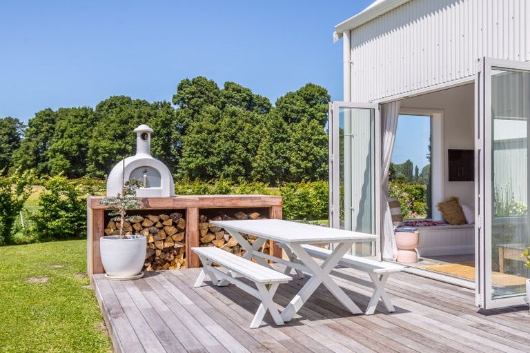 Photo of property in 194 Wood Street, Woodside, Greytown, 5794