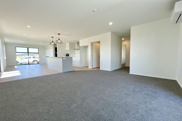 Photo of property in 11 Archibald Place, Halswell, 8025