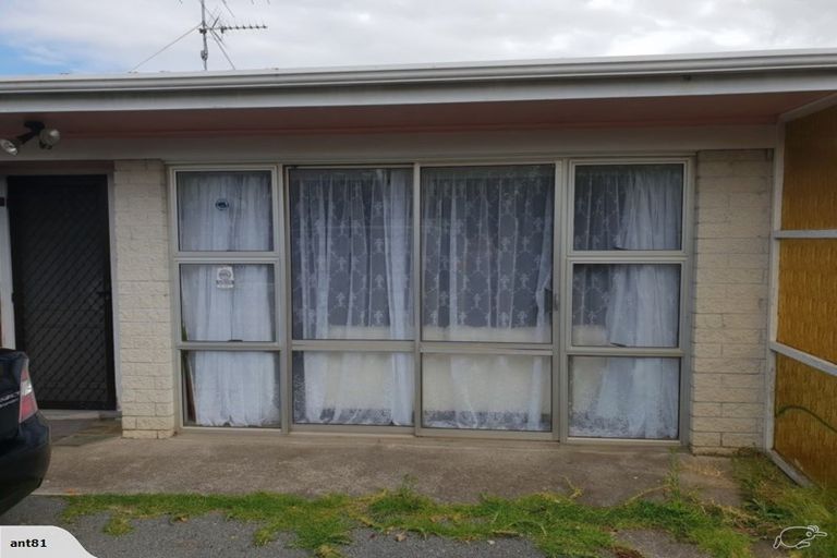 Photo of property in 2/71 Coronation Road, Papatoetoe, Auckland, 2025
