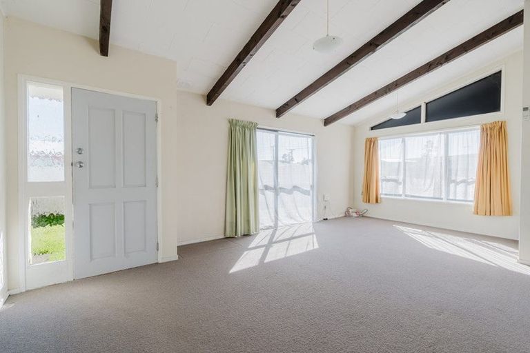 Photo of property in 57 Mckay Drive, Temple View, Hamilton, 3218