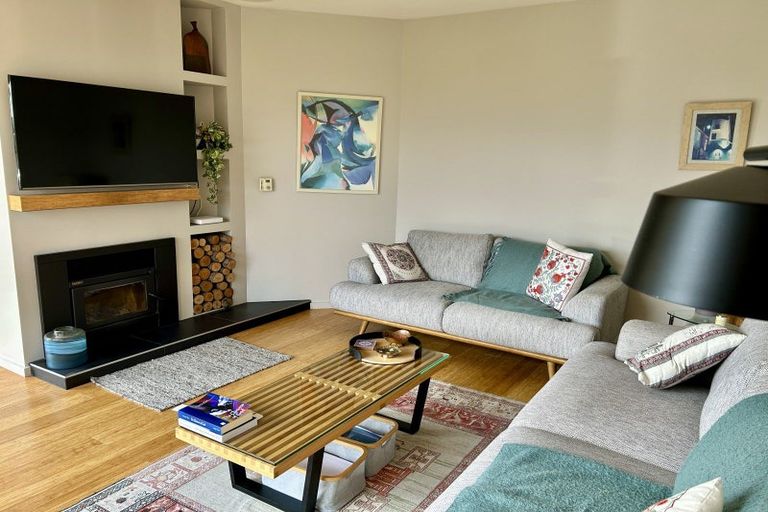 Photo of property in 4 Bovett Place, Wanaka, 9305