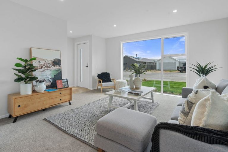 Photo of property in 5 Tirohanga Lane, Aorangi, 4775