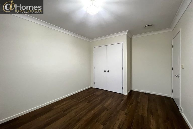 Photo of property in 5 Rosebay Rise, Henderson, Auckland, 0610