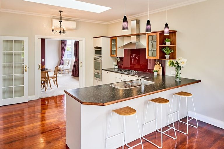Photo of property in 172 Knights Road, Hutt Central, Lower Hutt, 5011