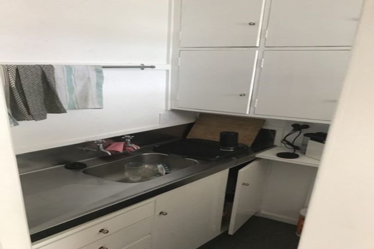 Photo of property in 16/4f Claremont Grove, Mount Victoria, Wellington, 6011