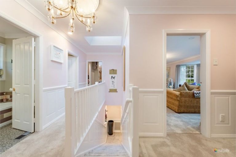 Photo of property in 68d Chatsworth Road, Silverstream, Upper Hutt, 5019