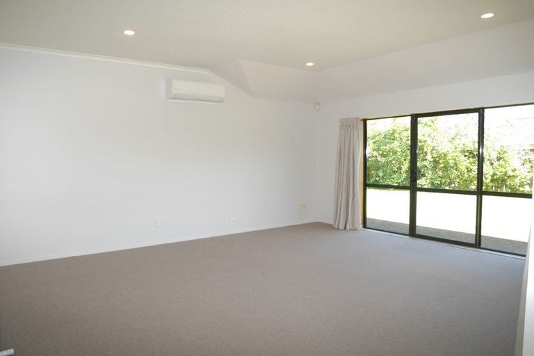 Photo of property in 77 Michael Road, Paraparaumu Beach, Paraparaumu, 5032