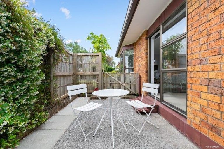 Photo of property in 47a Hatton Road, Orewa, 0931