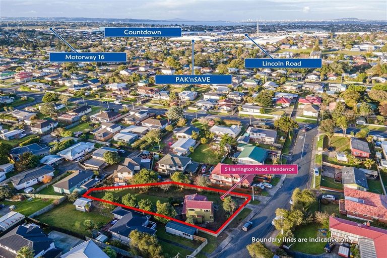 Photo of property in 5 Harrington Road, Henderson, Auckland, 0610