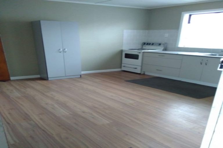 Photo of property in 27 Gladstone Road, Woodend, 7610