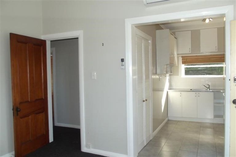 Photo of property in 122 Ohiro Road, Brooklyn, Wellington, 6021