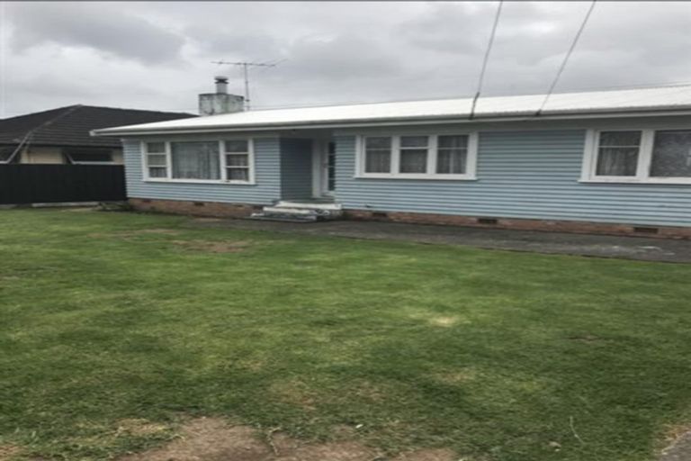 Photo of property in 27 Harwood Crescent, Otara, Auckland, 2023