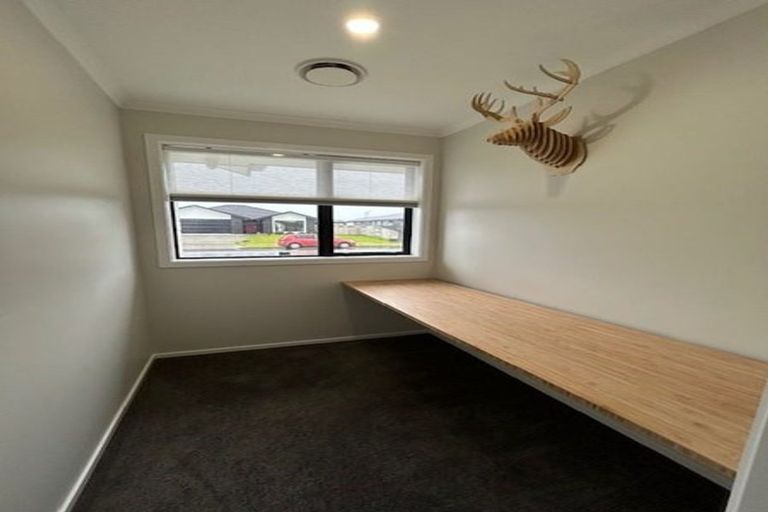 Photo of property in 62 Accolade Street, Feilding, 4702