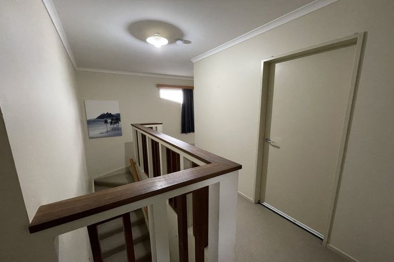 Photo of property in 96b Montgomery Avenue, Karori, Wellington, 6012