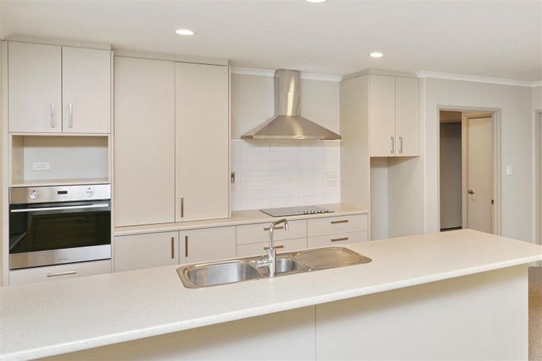 Photo of property in 136 Hay Street, Bromley, Christchurch, 8062
