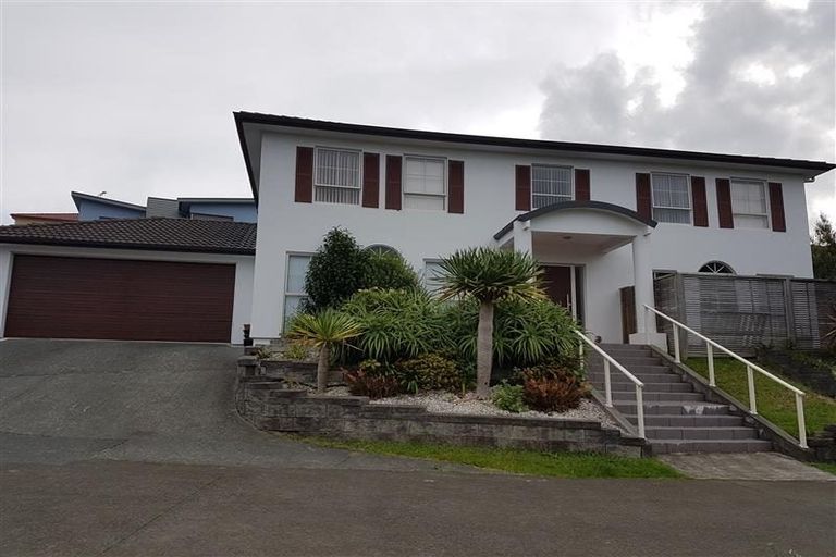 Photo of property in 26 Spoonbill Place, Unsworth Heights, Auckland, 0632