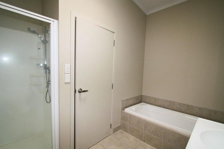 Photo of property in 2/38 Maratahu Street, Westown, New Plymouth, 4310