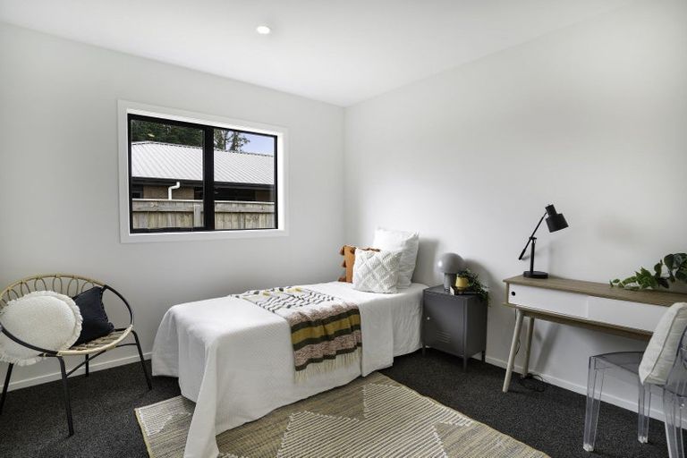 Photo of property in 8 Miles Lane, Carterton, 5713