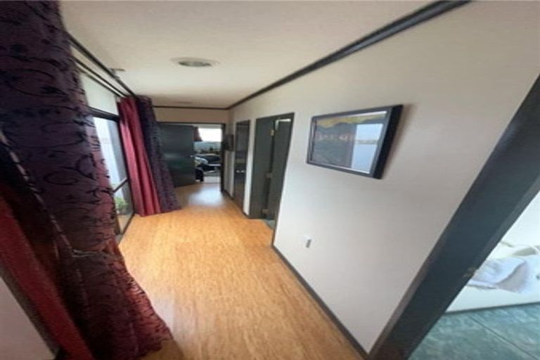 Photo of property in 11 Percival Road, Paraparaumu Beach, Paraparaumu, 5032