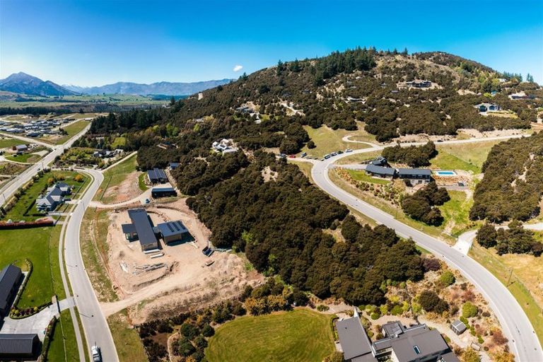 Photo of property in 3 Highfield Ridge, Wanaka, 9305