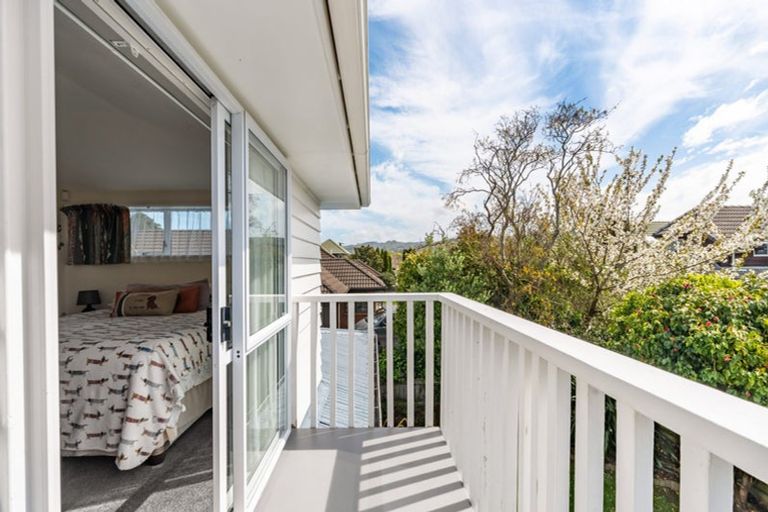 Photo of property in 13 Whites Line West, Woburn, Lower Hutt, 5010