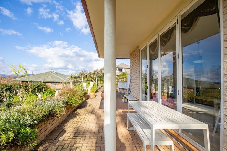 Photo of property in 9 Cobbe Place, Pomare, Rotorua, 3015