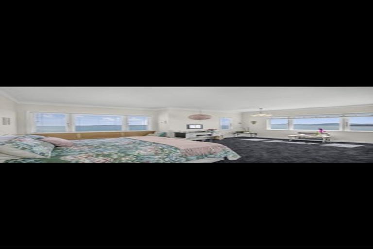 Photo of property in 58 Ferry Road, Days Bay, Lower Hutt, 5013