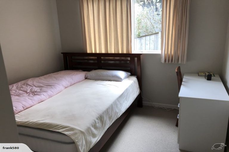 Photo of property in 8 Kouras Place, Flat Bush, Auckland, 2016