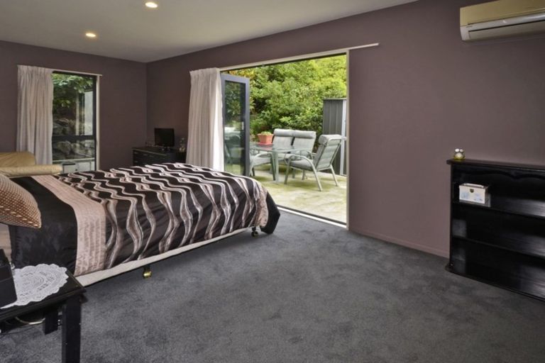Photo of property in 89a Clarendon Terrace, Woolston, Christchurch, 8023