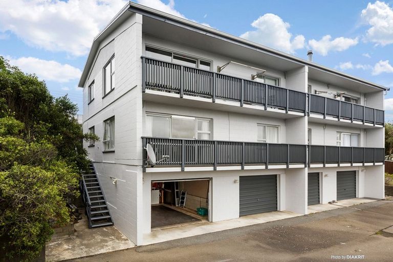 Photo of property in 74u8 Dominion Park Street, Johnsonville, Wellington, 6037