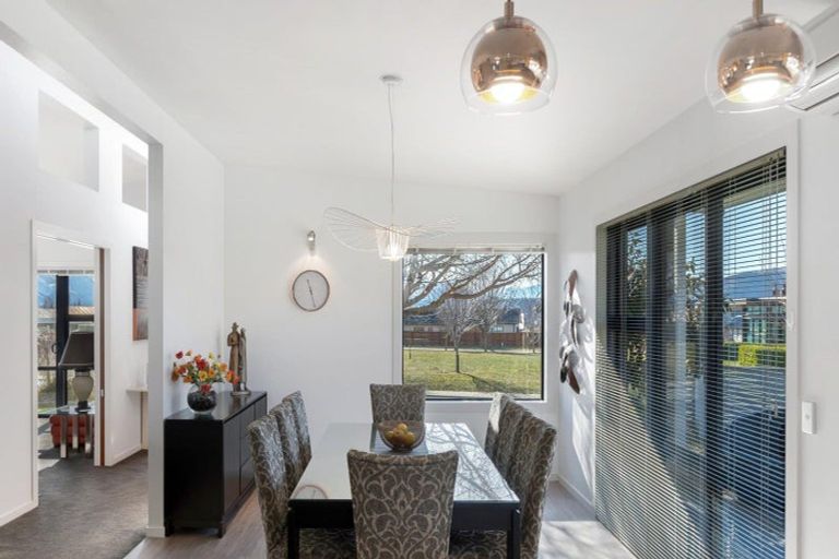 Photo of property in 40 Kelliher Drive, Wanaka, 9305