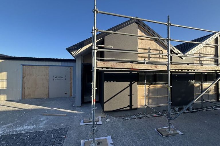 Photo of property in 48 Seymour Street, Hornby, Christchurch, 8042