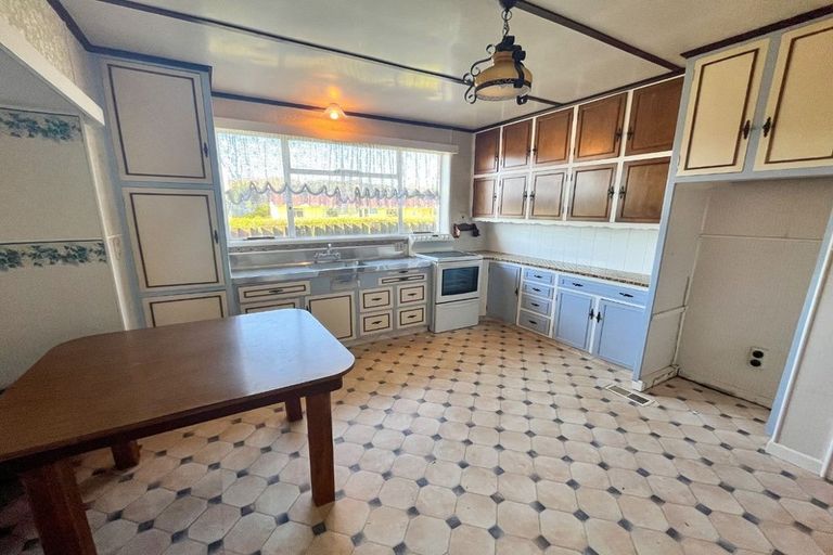 Photo of property in 13 Clouston Street, Saint Martins, Christchurch, 8022