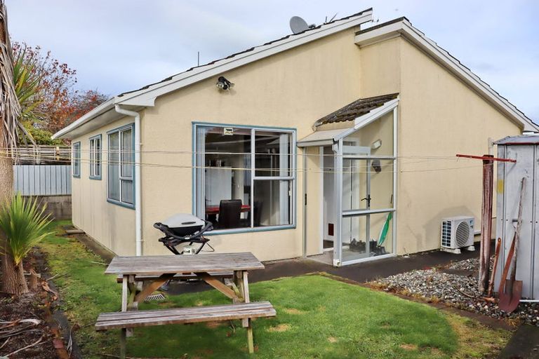 Photo of property in 2/84 Miranda Street, Stratford, 4332