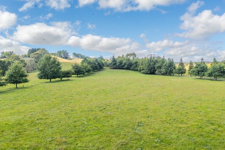 Photo of property in 104 Homewood Road, Waipawa, Otane, 4277