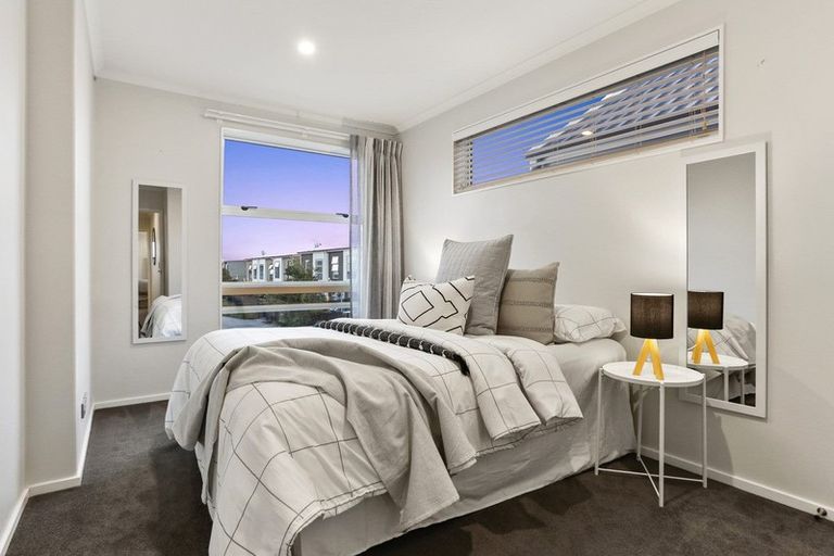 Photo of property in 10 Skylark Road, Hobsonville, Auckland, 0616