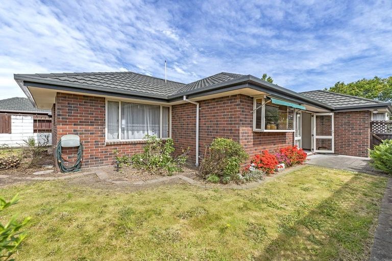 Photo of property in 128 Yaldhurst Road, Sockburn, Christchurch, 8042