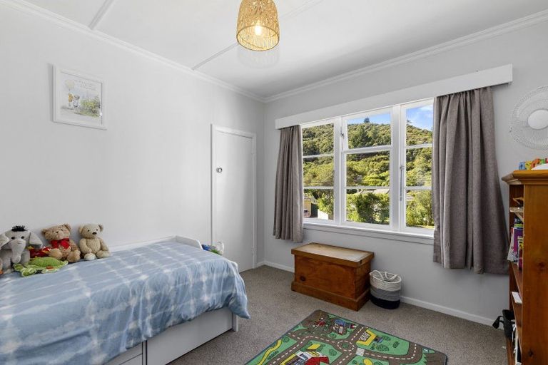 Photo of property in 87 Hair Street, Wainuiomata, Lower Hutt, 5014