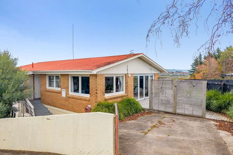 Photo of property in 8 The Drive, Brookfield, Tauranga, 3110
