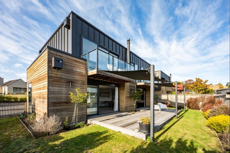 Photo of property in 251 Aubrey Road, Wanaka, 9305