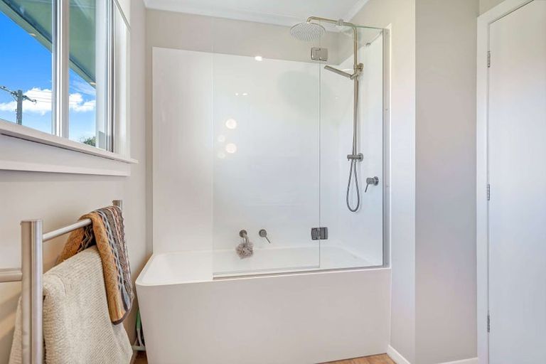 Photo of property in 8 Lemari Avenue, Stoke, Nelson, 7011